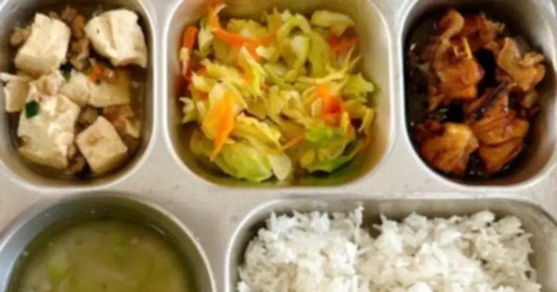 Bộ Y tế yêu cầu tăng cường kiểm soát an toàn thực phẩm tại bếp ăn trường học