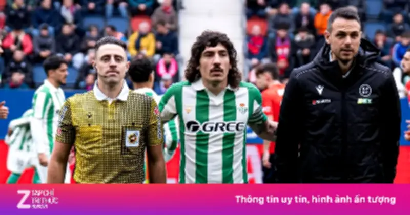 Bellerin Gây Sốt La Liga Với Phong Cách Retro Đầy Cá Tính