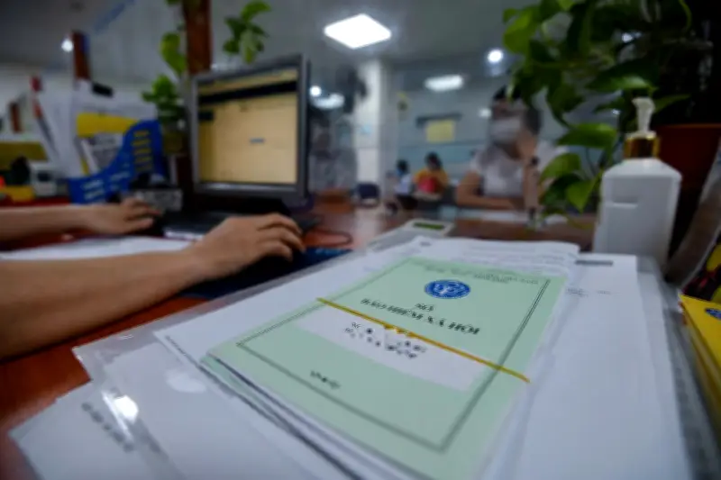 BHXH Việt Nam: Giảm thời gian đóng xuống 15 năm, mở rộng cơ hội hưởng lương hưu