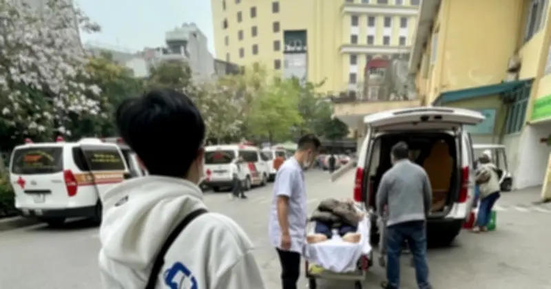 BHYT còn nhiều nút thắt: Người già, bệnh nặng khổ vì thủ tục chuyển tuyến