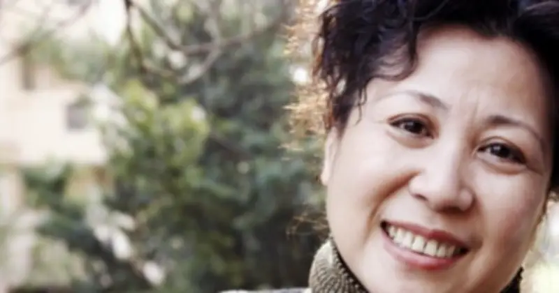 Bài Học Tài Chính Đau Lòng: Bà Cụ Bán Nhà 700 Triệu, Chỉ Giữ Lại 10% Cho Tuổi Già