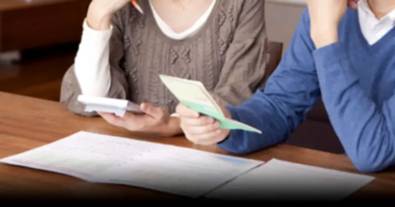 Bài Học Tài Chính Sau Đại Dịch: Giới Trẻ Trung Quốc Chuyển Từ Tiêu Xài Sang Tiết Kiệm