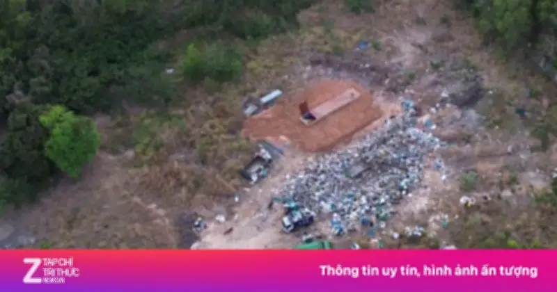 Bãi rác gần khu du lịch TP.HCM gây ô nhiễm, người dân kiến nghị di dời khẩn cấp