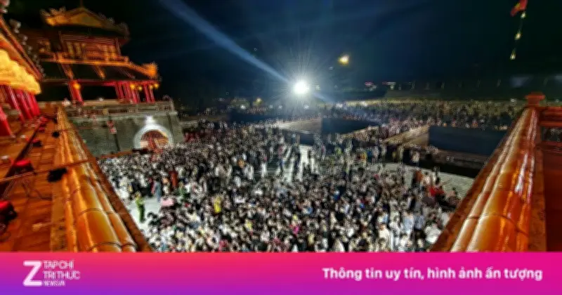 Biển người đổ về Đại Nội Huế trong dịp nghỉ lễ Giỗ Tổ Hùng Vương