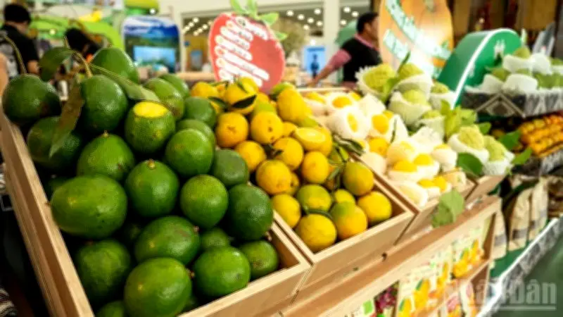 Bán lẻ và dịch vụ tiêu dùng tháng 3/2026 tăng mạnh 12,1%, du lịch và ăn uống dẫn đầu