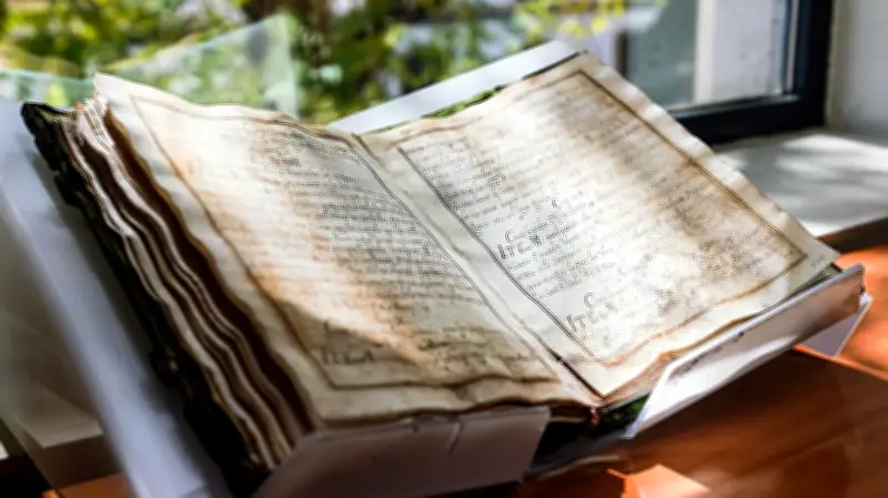 Bản thảo lịch sử mất tích 100 năm bất ngờ được phát hiện trên mạng Internet