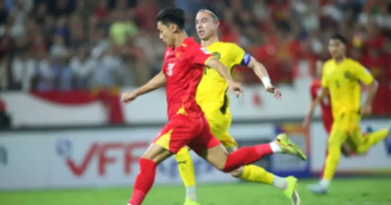 Bóng đá Malaysia khủng hoảng vì nhập tịch bất hợp pháp, tụt hạng FIFA thê thảm