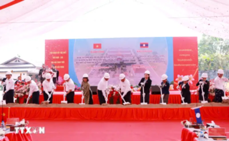 Bệnh viện Hữu Nghị Đà Nẵng - Sê Kông: Biểu tượng đoàn kết Việt - Lào