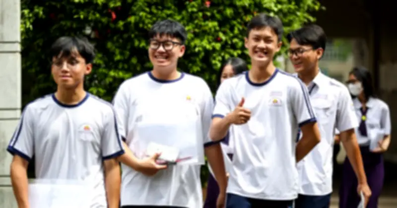 Báo Thanh Niên tư vấn trực tuyến: Lưu ý quan trọng khi chọn ngành xét tuyển ĐH 2026