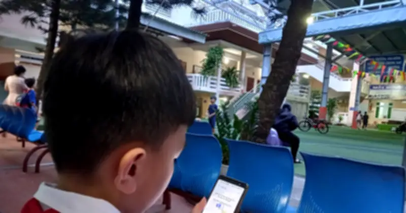 Bảo vệ trẻ em trên mạng: Cam kết hay trao quyền - Giải pháp nào hiệu quả?