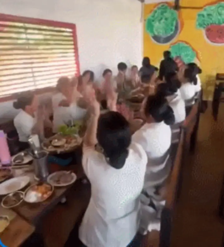 Bếp gas mini phát nổ giữa bàn tiệc, cảnh báo nguy cơ an toàn trong sinh hoạt