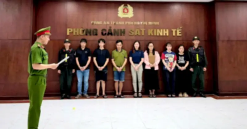 Bắt giữ chủ mưu đường dây đổ thải trái phép hàng chục nghìn tấn tại TP.HCM