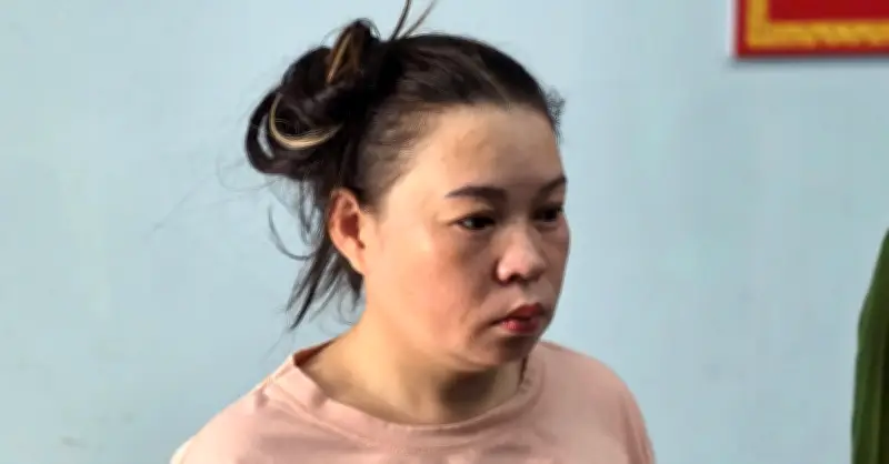 Bắt giữ phụ nữ vượt rào chắn, hành hung hai nhân viên đường sắt tại Hà Nội