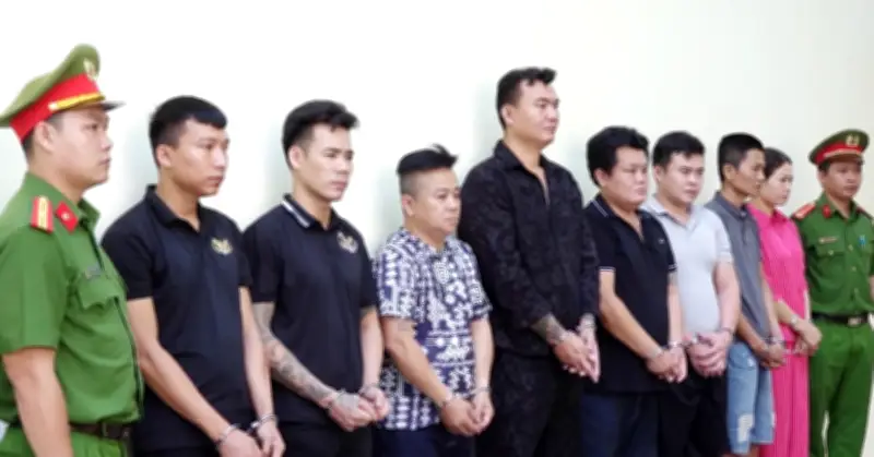 Bắt đôi vợ chồng cầm đầu công ty mua bán nợ khủng, bỏ trốn nợ thuế 70 tỷ đồng