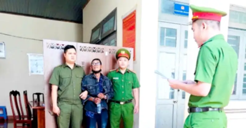 Bắt tạm giam bị cáo chôm cắp 19 tỷ đồng từ tiền ăn của công nhân