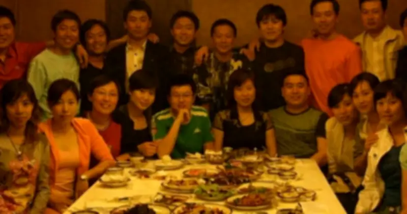 Buổi Họp Lớp Sau 10 Năm: Bài Học Về Sự Khiêm Tốn Và Tôn Trọng