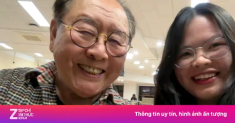 Cô gái Việt gặp 'Trư Bát Giới' tại Bắc Kinh, màn tương tác gây sốt mạng xã hội