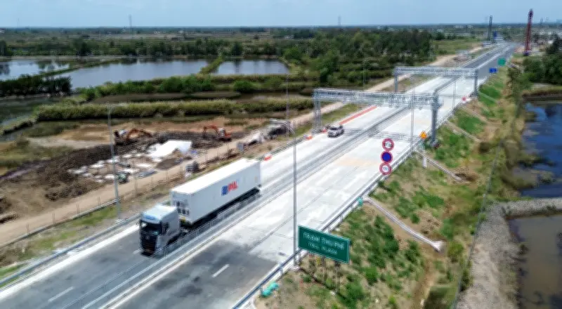 Cà Mau khởi thông cao tốc về cực Nam, mở rộng không gian phát triển