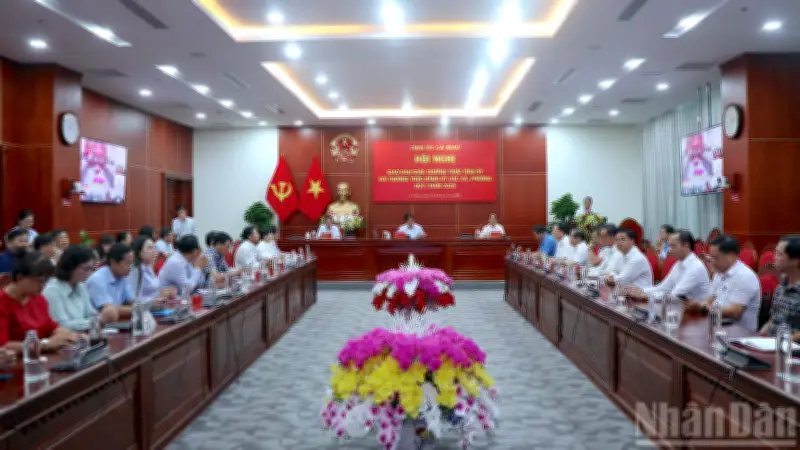 Cà Mau khẩn trương tháo gỡ tình trạng thiếu nhân sự tại xã miền biển Tân Thuận