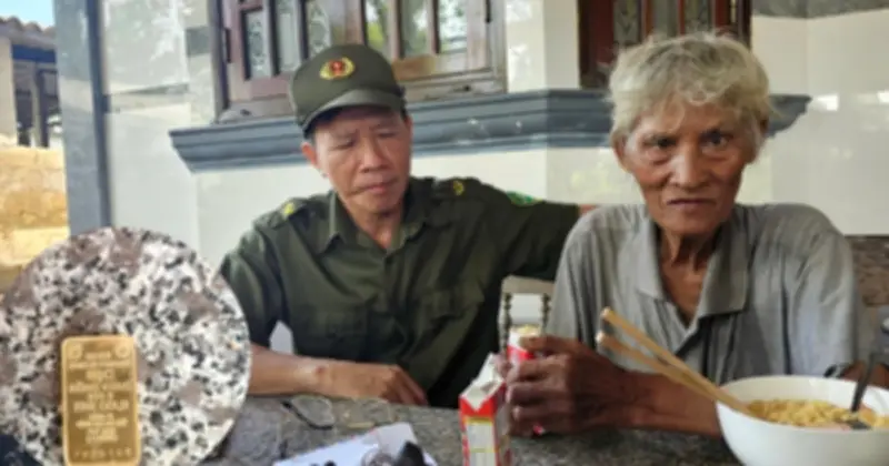 Cụ ông 79 tuổi lạc trong rừng keo, mang theo thỏi vàng nghi vàng SJC