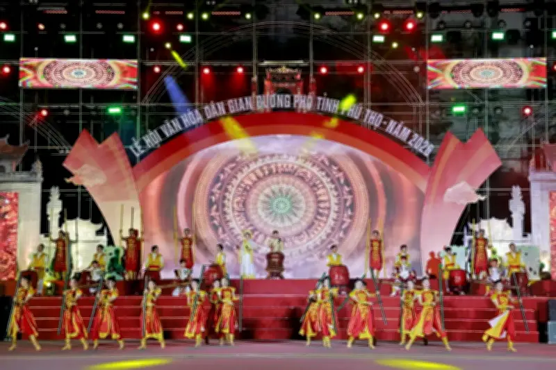 Đặc sắc Lễ hội Văn hóa Dân gian Đường phố Thành Âm Nguồn Cội