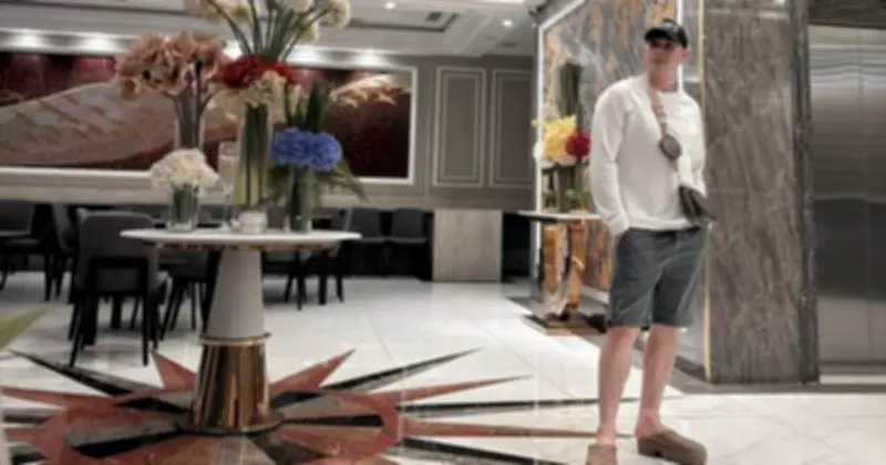 Ca sĩ Nguyên Vũ: Từ thần tượng 8X, 9X đến Viện phó, bí ẩn chuyện tình và khối tài sản khổng lồ