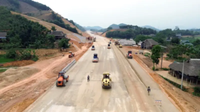 Cao tốc Tuyên Quang-Hà Giang: Thi công xuyên lễ, quyết tâm về đích