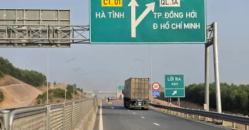 Cao tốc Vũng Áng - Cam Lộ tạm đóng từng đoạn để lắp đặt hệ thống giám sát