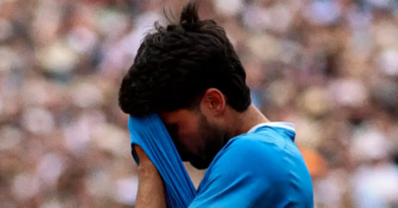 Carlos Alcaraz Rút Lui Khỏi Barcelona Open 2026 Vì Chấn Thương Cổ Tay Phải