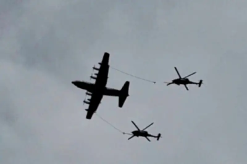 Các tay súng bộ lạc Iran nhắm bắn 2 trực thăng Mỹ tìm kiếm phi công mất tích