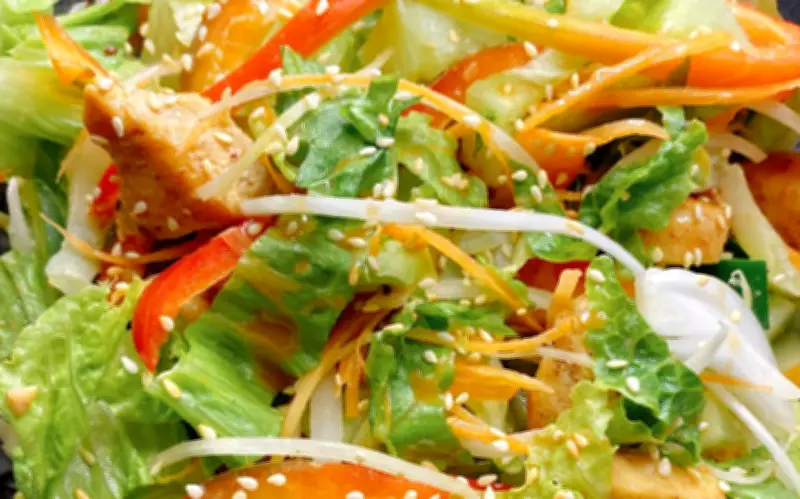 Cách Làm Salad Ức Gà Đơn Giản, Thơm Ngon Giải Nhiệt Ngày Hè