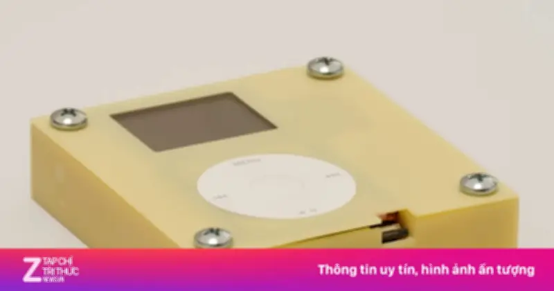 CEO Tim Cook lần đầu chiêm ngưỡng nguyên mẫu hiếm trong kho lưu trữ bí mật của Apple