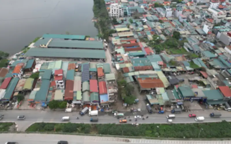 Chợ cá Yên Sở đối mặt giải tỏa: Tiểu thương lo lắng, địa điểm mới nhiều vi phạm