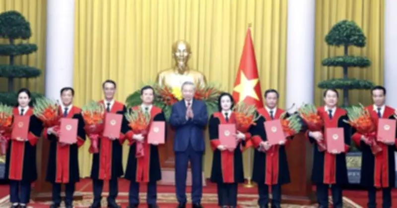 Chủ tịch nước Tô Lâm bổ nhiệm loạt thẩm phán Tòa án nhân dân tối cao