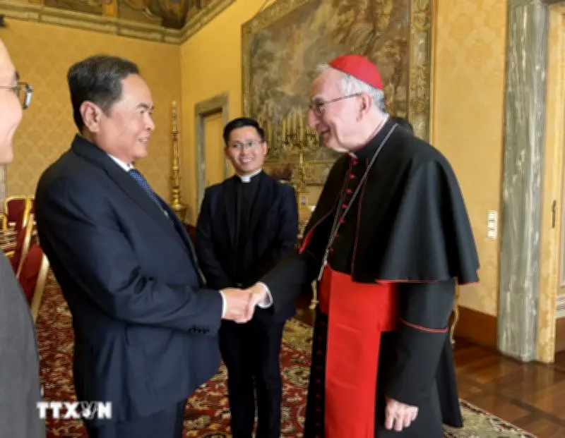 Chủ tịch Quốc hội Trần Thanh Mẫn tiếp kiến Giáo hoàng Lêô XIV tại Vatican
