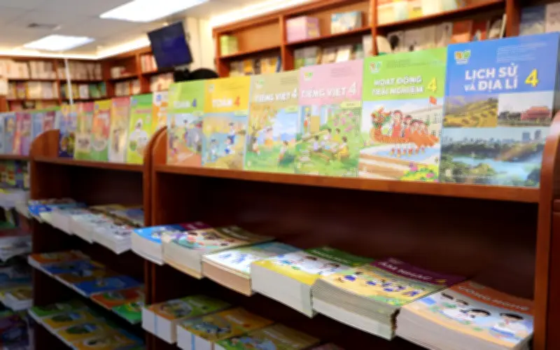 Chỉ thị 04-CT/TW: 'Cơn gió đông' thổi bùng luồng sinh khí mới cho ngành xuất bản Việt Nam