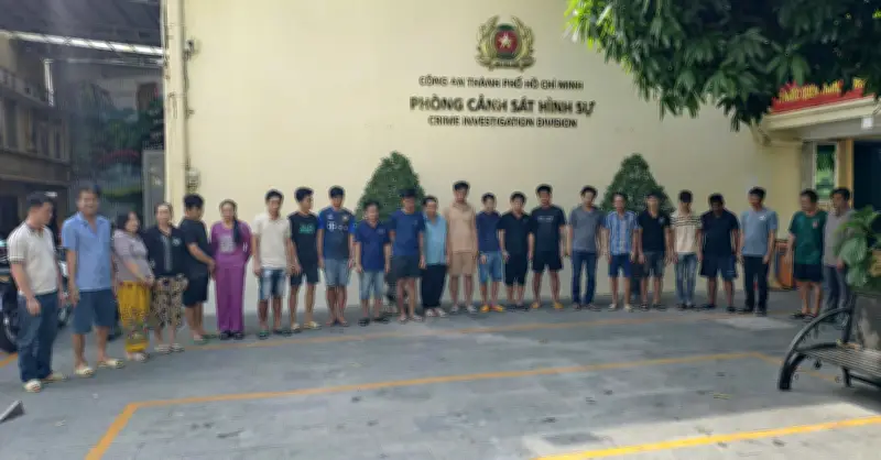 Chiêu 'bom nước' chất tạ sắt để rút ruột 500 tấn hàng của nhóm tài xế