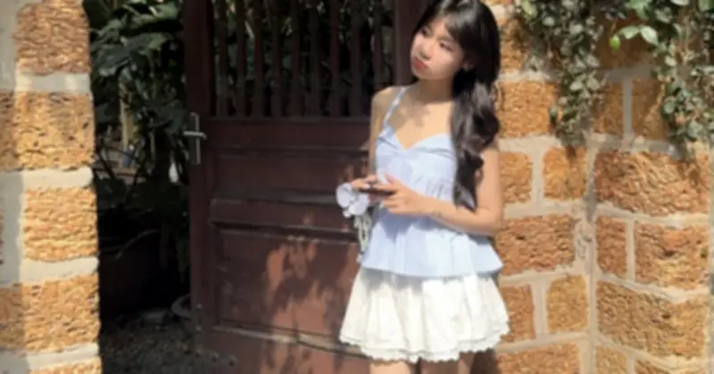 Chân váy xòe ngắn: Món đồ thời trang hoàn hảo cho mùa hè