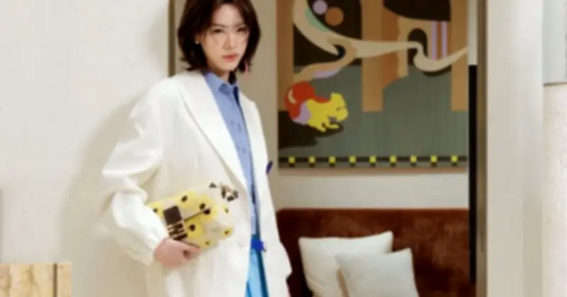 Chân Váy Xếp Ly: Bí Quyết Tôn Dáng Và Linh Hoạt Cho Mọi Phong Cách