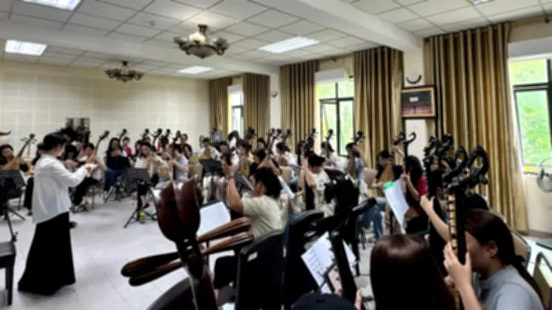 Chương trình tỳ bà 'Đoàn viên' quy tụ 130 nghệ sĩ mừng 70 năm Học viện Âm nhạc Quốc gia