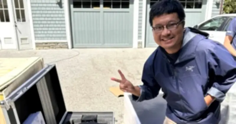 Chuyên gia AI Xu Rui dẫn đầu nhóm phát triển thiết bị AI độc lập tại Meta