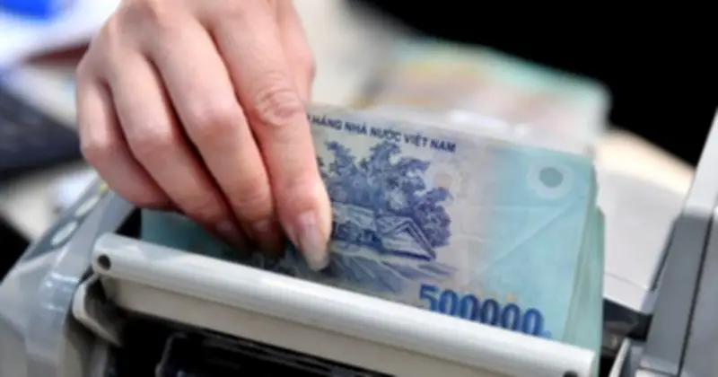 Chuyên gia dự báo động thái can thiệp lãi suất nếu cản trở tăng trưởng