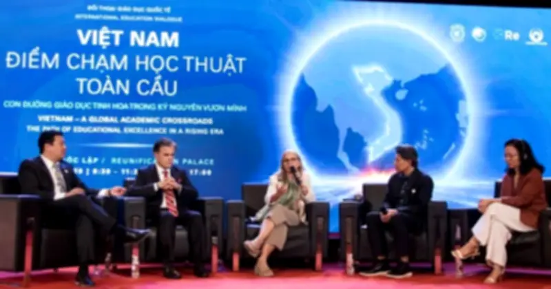 Chuyên gia quốc tế nhấn mạnh vai trò năng lực toàn cầu và căn tính dân tộc trong giáo dục