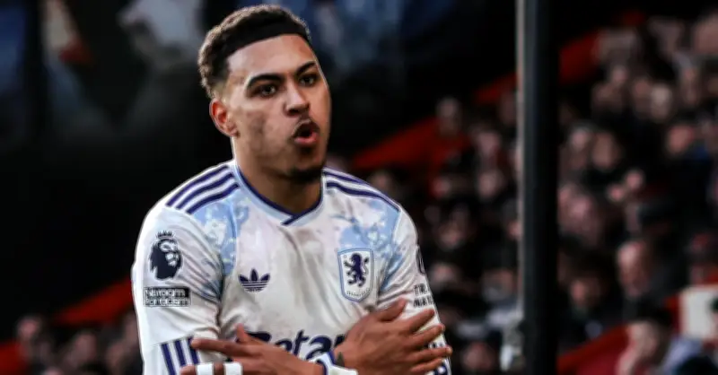 Chuyển nhượng bão: Asencio, Robertson, Lewandowski rời đại gia, Napoli nhắm Torres