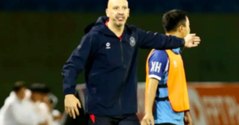 CLB CAHN Chia Tay Trợ Lý HLV Luis Viegas Sau Những Tranh Cãi Với Trọng Tài