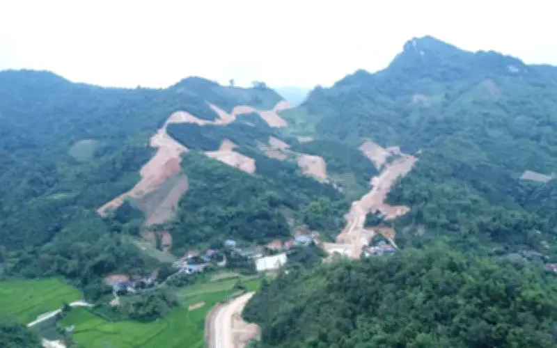 Cận cảnh công trường xuyên núi nối liền Thái Nguyên - Tuyên Quang