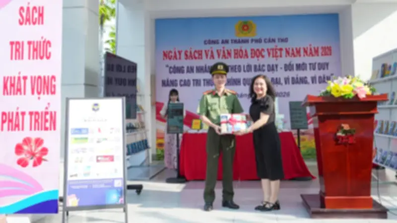 Công An Cần Thơ Đẩy Mạnh Văn Hóa Đọc Trong Thời Đại Số