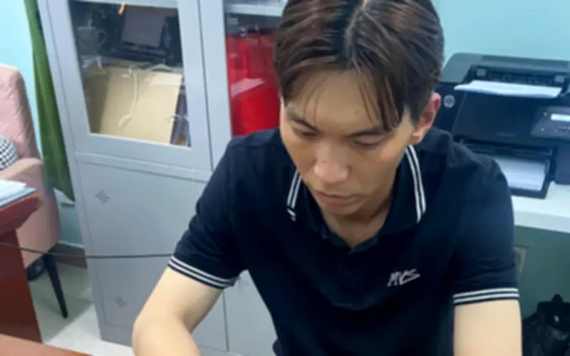 Công an Tp.HCM bắt tạm giam nghi phạm trộm đồng hồ Rolex 274 triệu đồng của bạn gái quen mạng