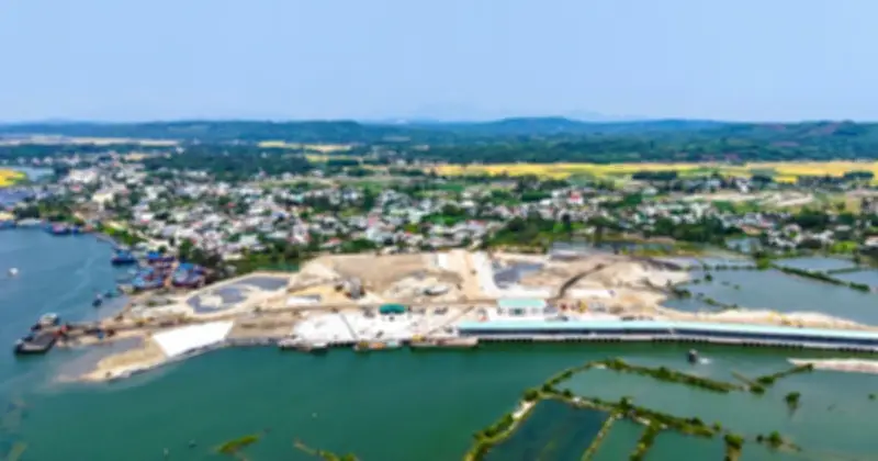 Cảng cá Tịnh Hòa chậm tiến độ vì vướng mặt bằng 50% diện tích