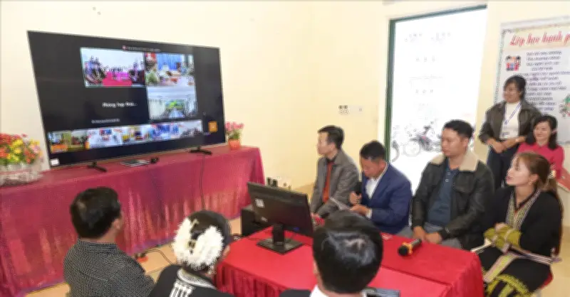 Công Nghệ Số Vượt Núi: Thay Đổi Cuộc Sống Vùng Cao, Lan Tỏa Công Bằng Phát Triển